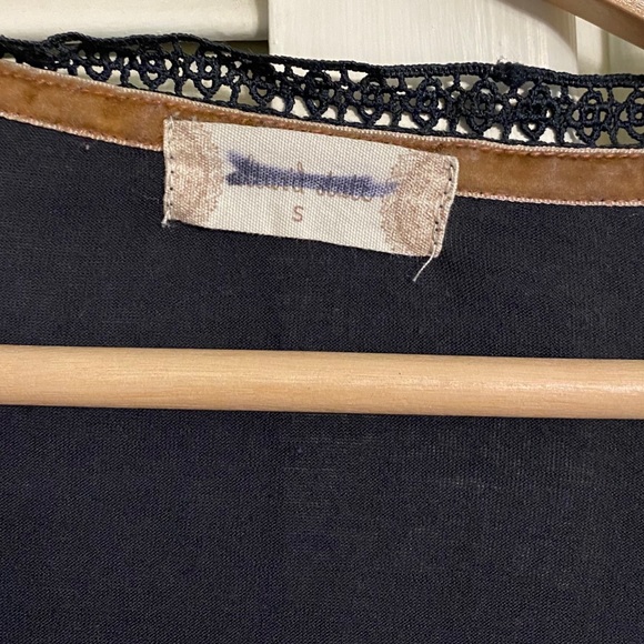 Altar'd State Top - Picture 4 of 4